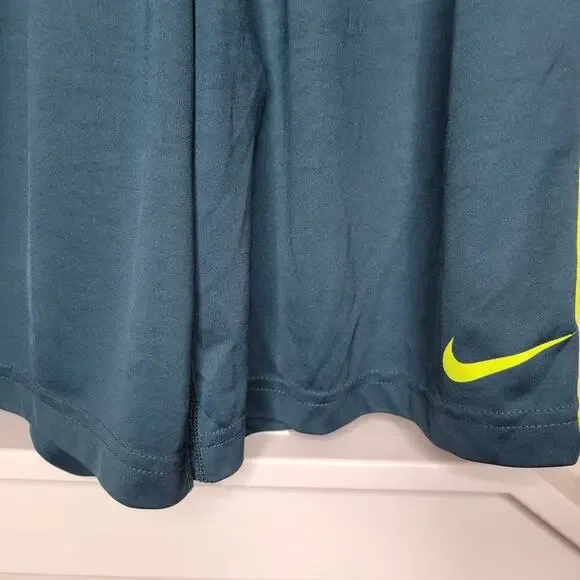 Nike Dri-Fit Training 9 in Unlined Shorts Green/Lime Men Sz S 519501-392 - Picture 6 of 6